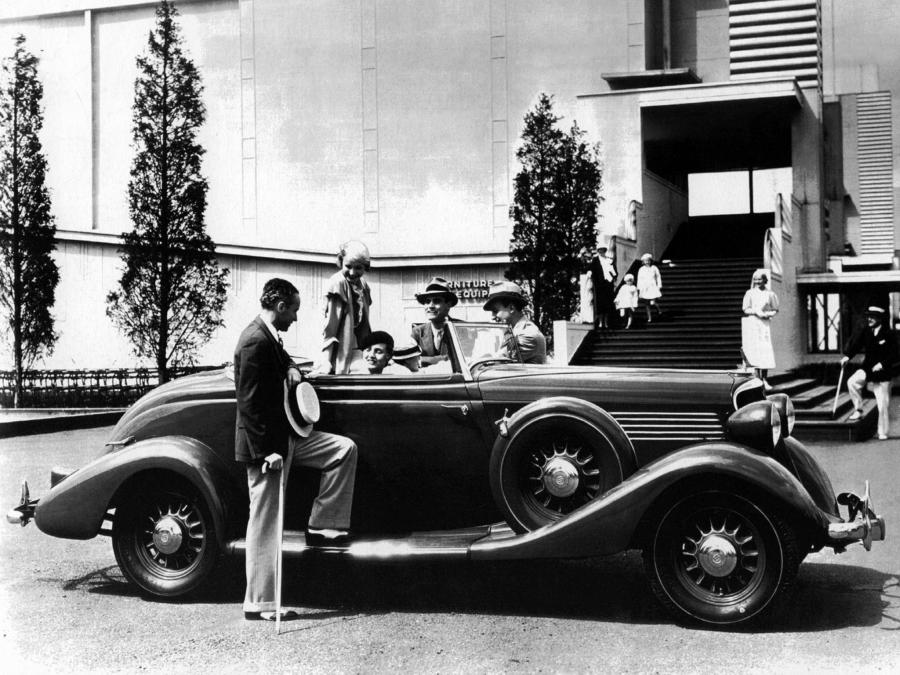  Studebaker Dictator Regal Convertible Roadster 1934 года  (фото 1 из 1)